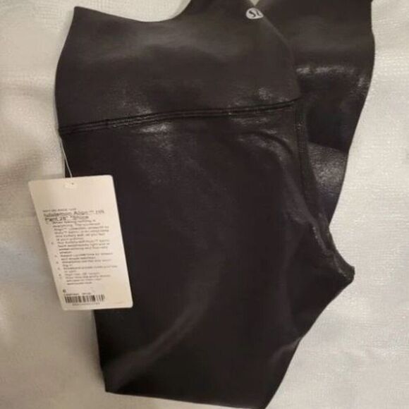 NWT lululemon Wunder Train HR Tight 28" Foil- Radiant Foil Black - Picture 4 of 5